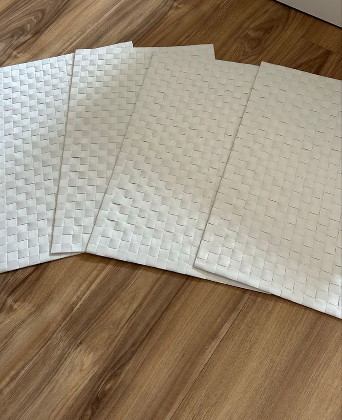 Lot de 8 dessous d’assiettes noirs et blancs - photo numéro 5