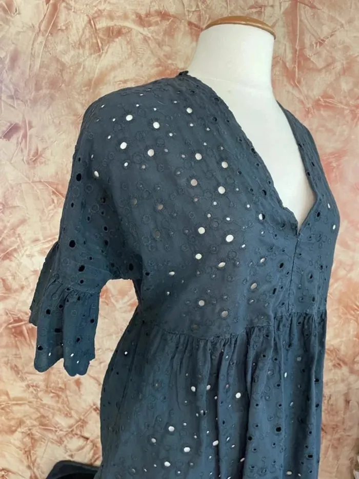 Superbe blouse noire ajourée Gaudi - photo numéro 3