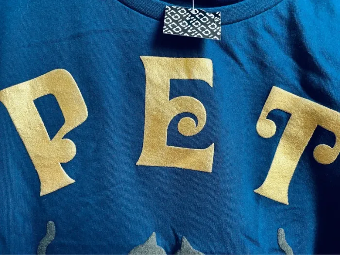 Top bleu avec motif doré et gris / neuf / taille L - photo numéro 3