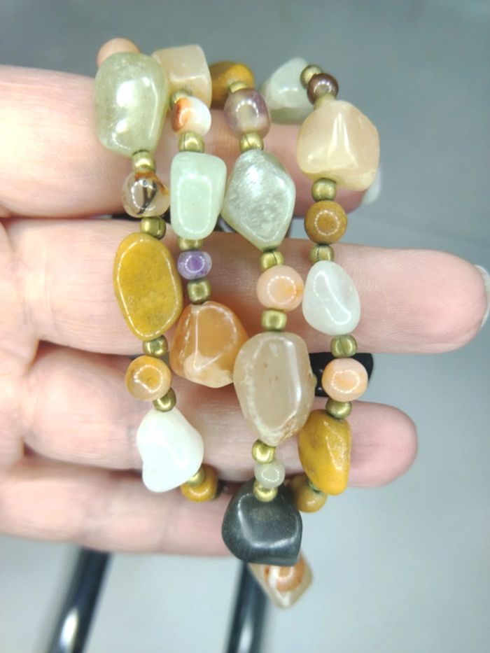 Collier en pierres lithothérapie - photo numéro 6