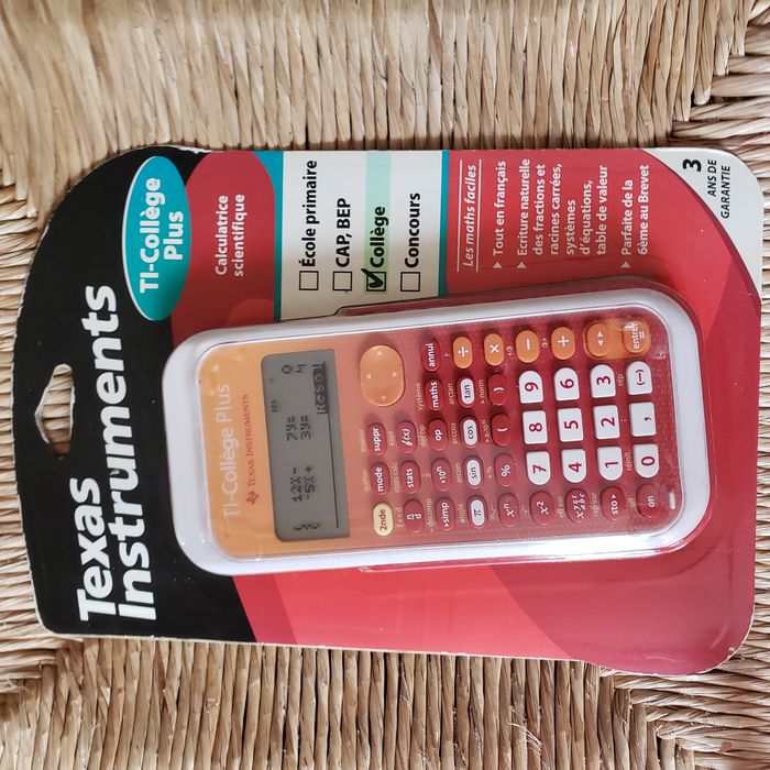 Calculatrice Texas T I-Collège Plus