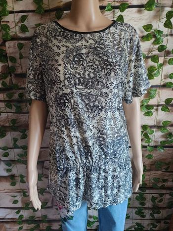 🌸Tunique fluide Escape Concept Taille 38🌸