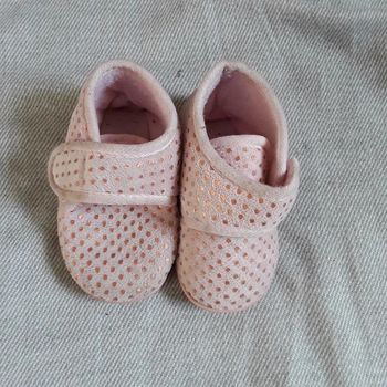 Chaussons rose bébé fille pointure 20/21