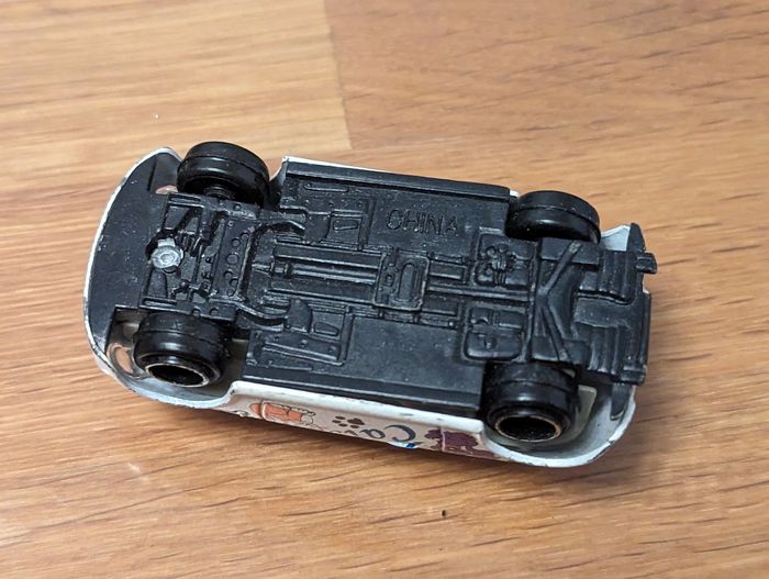 Petite voiture "Cats / chats" - photo numéro 9