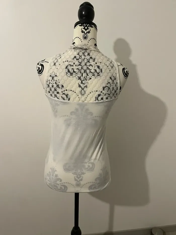 T-shirt débardeur sans manche blanc col montant dentelle Mim taille S - photo numéro 5