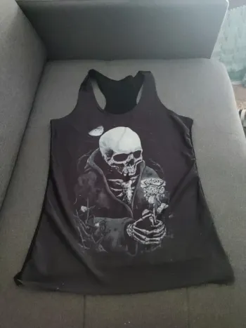 T-shirt sans manches