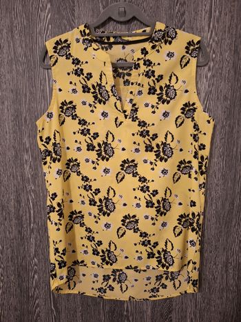 Tunique sans manches imprimé fleuri jaune, noir et blanc