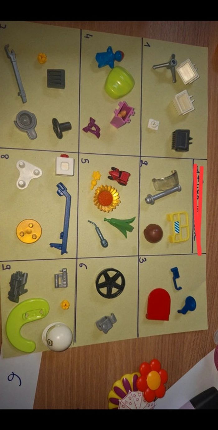 Lot de pleins de playmobil divers accessoires