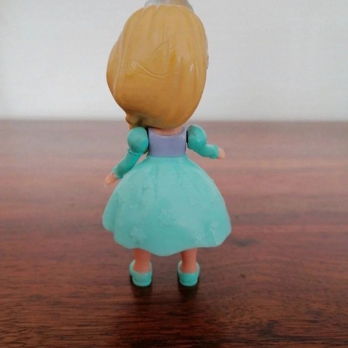 Figurine princesse Anna enfant de la Reine des Neiges - photo numéro 2