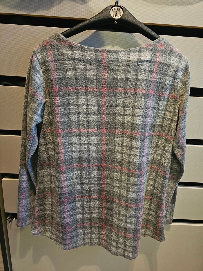 Pull léger - photo numéro 2