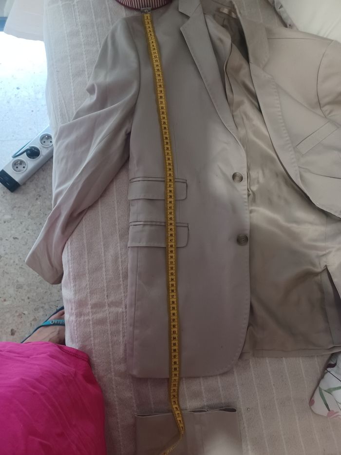 Costume beige - photo numéro 2
