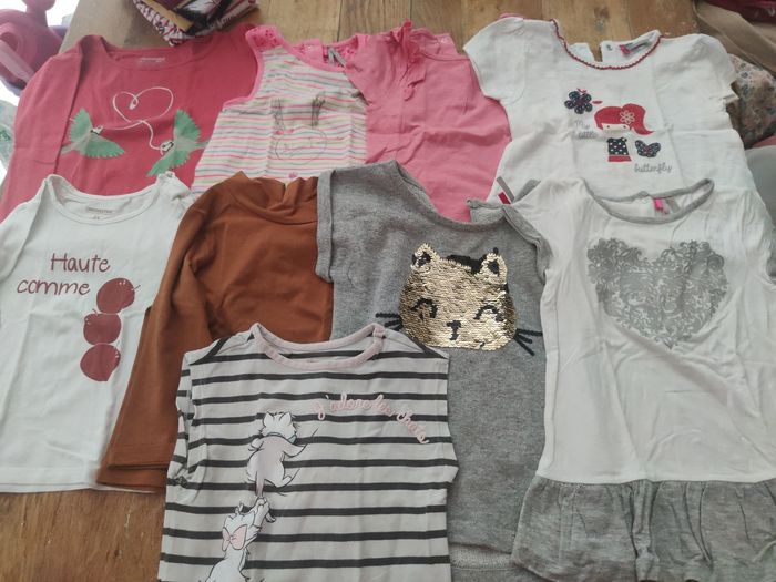 Lot 9 t-shirt 24 mois Orchestra