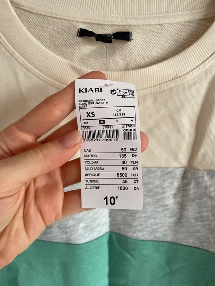 Pull blanc/crème, gris et vert, taille Xs, marque Kiabi. - photo numéro 4