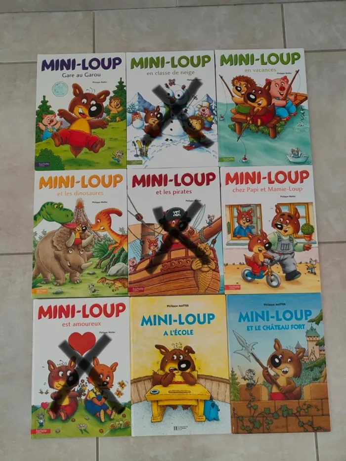 Lot 7 livres Mini Loup