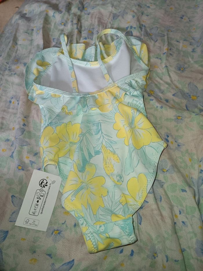 Maillot de bain avec étiquette 12mois tex - photo numéro 2