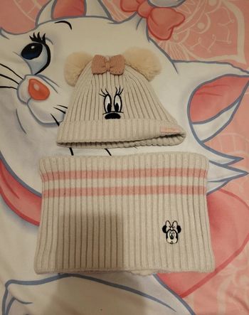 Ensemble bonnet + cache cou