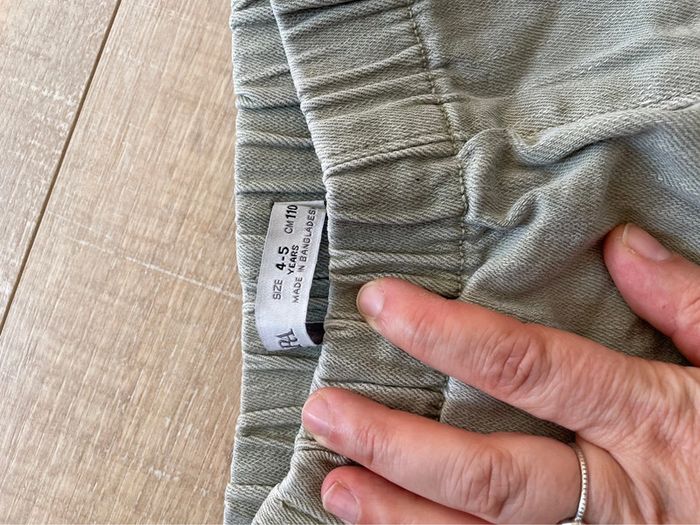 Pantalon jean Zara 4-5 ans - photo numéro 2