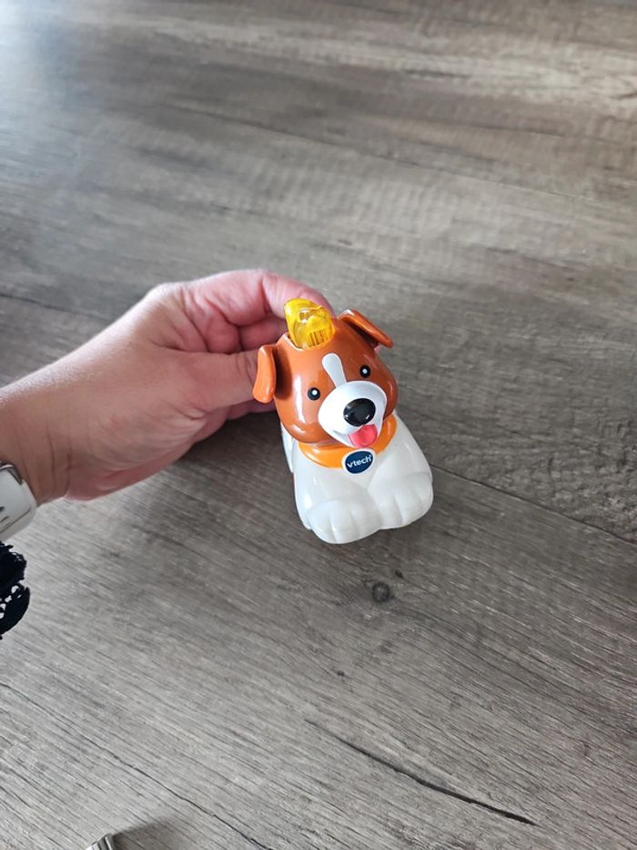 Tut tut animaux toutou le chien tout fou vtech - photo numéro 2