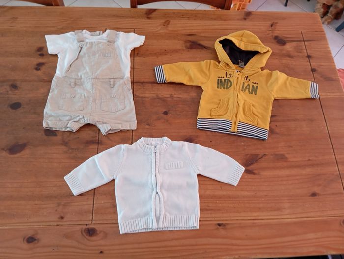 Lot de vêtements garçon 6mois - photo numéro 6