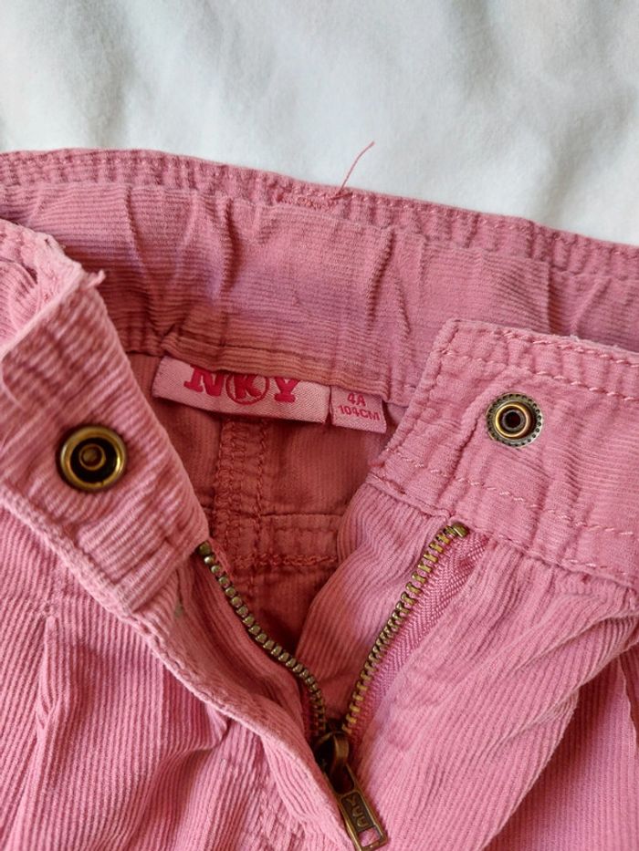 Jupe velours 4 ans - photo numéro 3