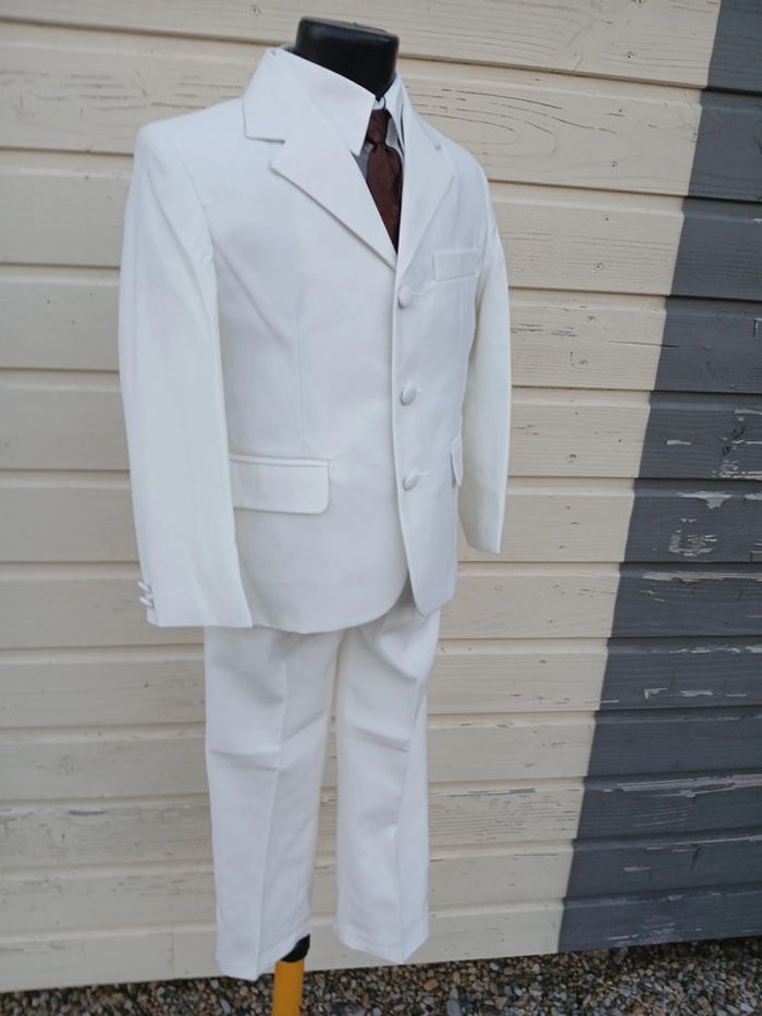 ensemble 5 pièces - neuf - 4 ans - photo numéro 4