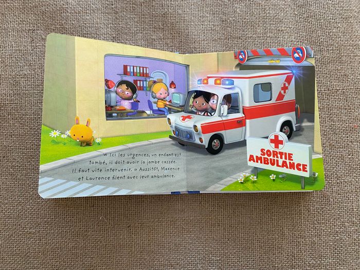 Livre L'ambulance de Maxence P'tit Garçon Fleurus - photo numéro 3