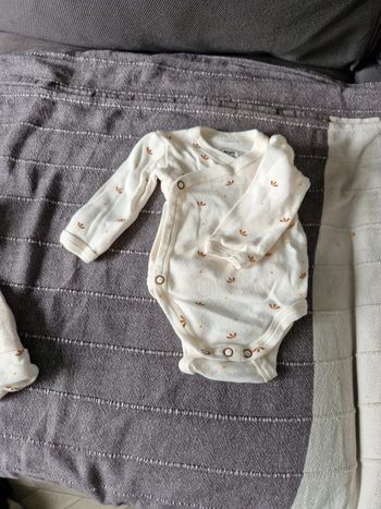 Ensemble bodie et moufles