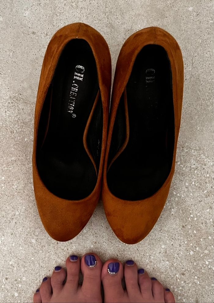 Escarpin daim beige taille - 37 - bon état. - photo numéro 5