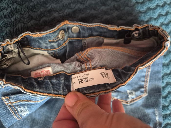 Jeans bébé fille taille 18-24mois, taille réglable - photo numéro 4