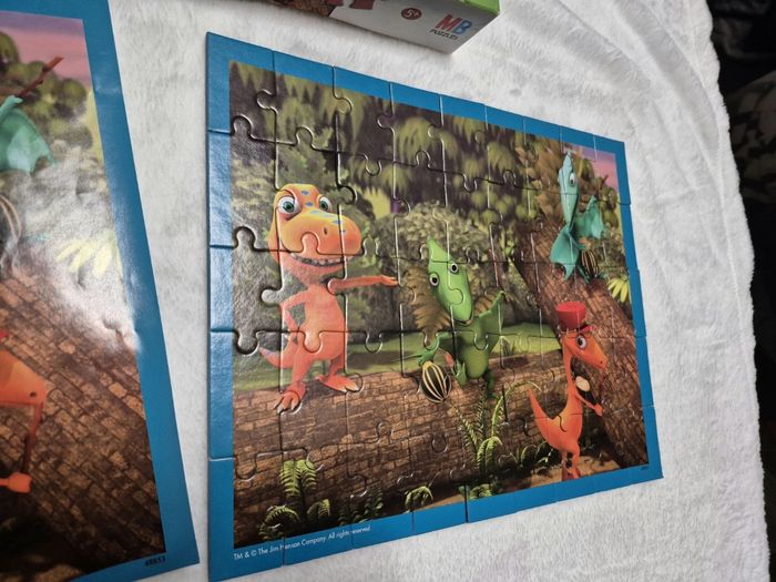 Puzzle complet 45 pièces dinosaures - photo numéro 3