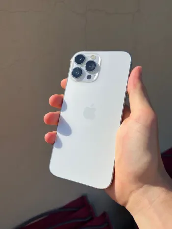 Iphone 13 Pro Max · 128 Go · Blanc