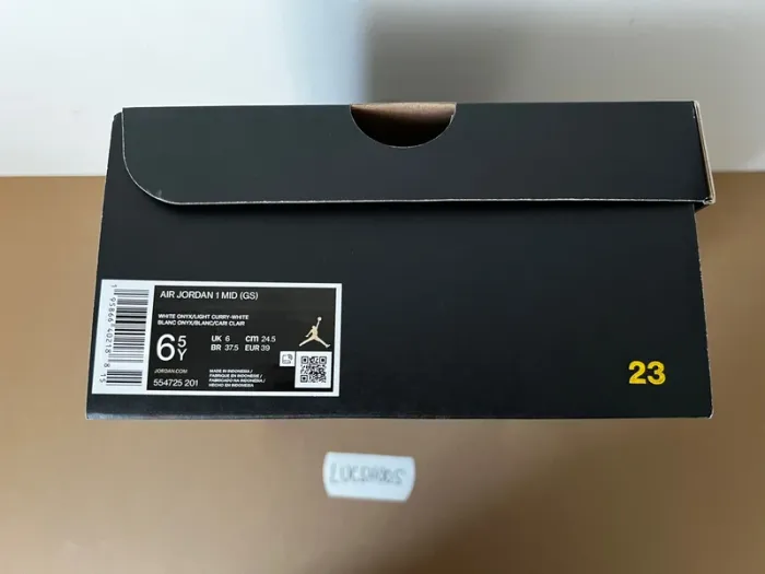 Nike Air Jordan 1 Mid Light Cardinal Curry - 39 - photo numéro 9