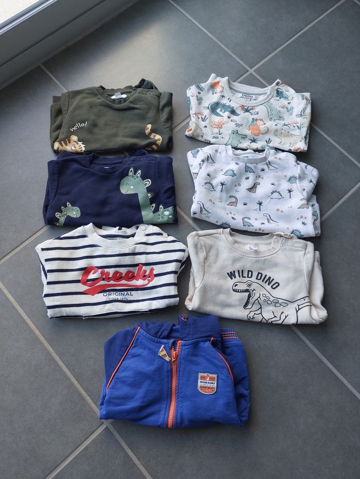 Lot vêtements 24 mois + 1 veste - photo numéro 2