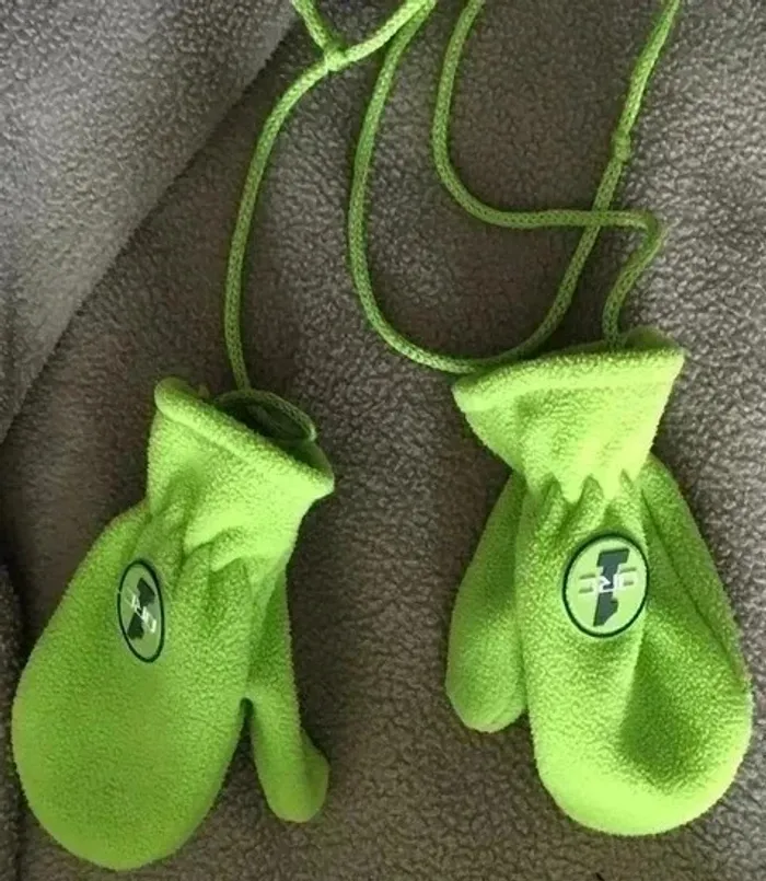 🧤 Moufles bébé hiver – Taille unique – Parfait état - photo numéro 3