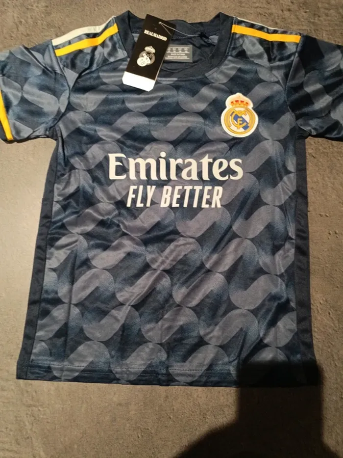 Tenue foot Real Madrid Jude Bellingham bleu. T.18 - photo numéro 2