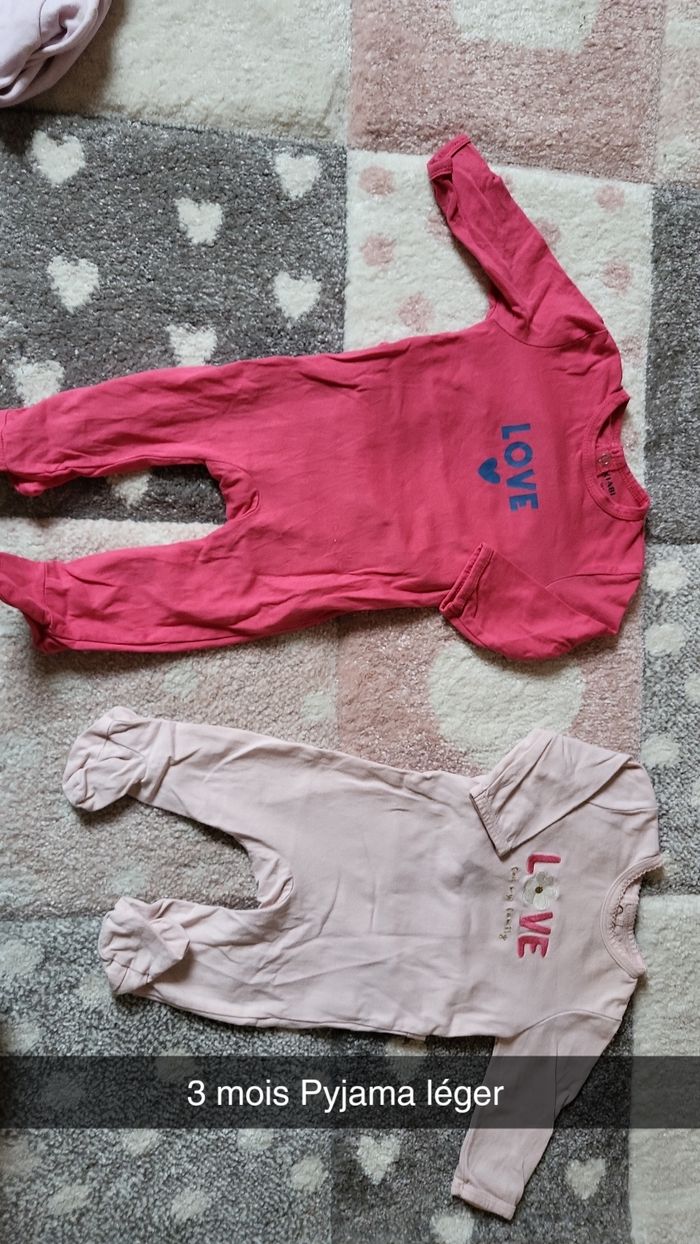 Pyjama 3 mois - photo numéro 6