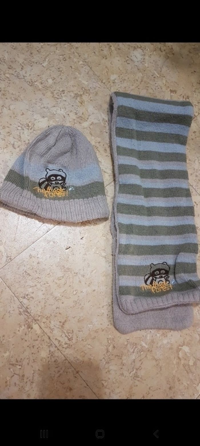 Écharpe et bonnet