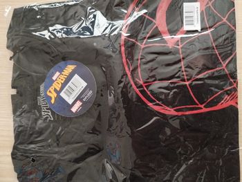 T-shirt spiderman
