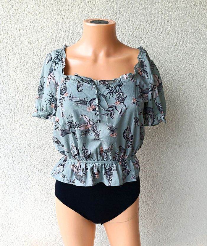 Haut court cintré motifs zèbres 36