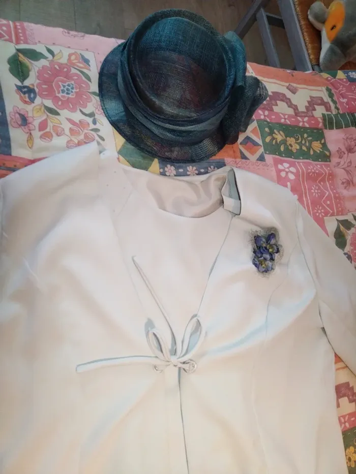 Tenue de cérémonie 4 pièces  taille 52 - photo numéro 2