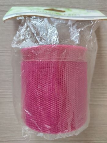 Rouleau de tulle rose
