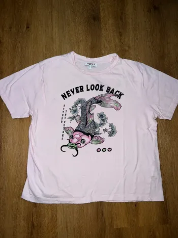 t-shirt xs