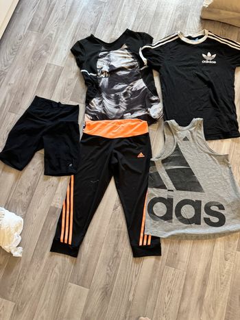Lot de vêtement de sport femme