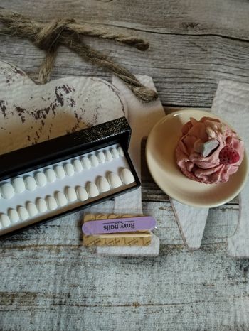 Press on nails Roxy nails neufs 