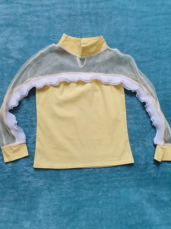 Tres joli haut 6 ans