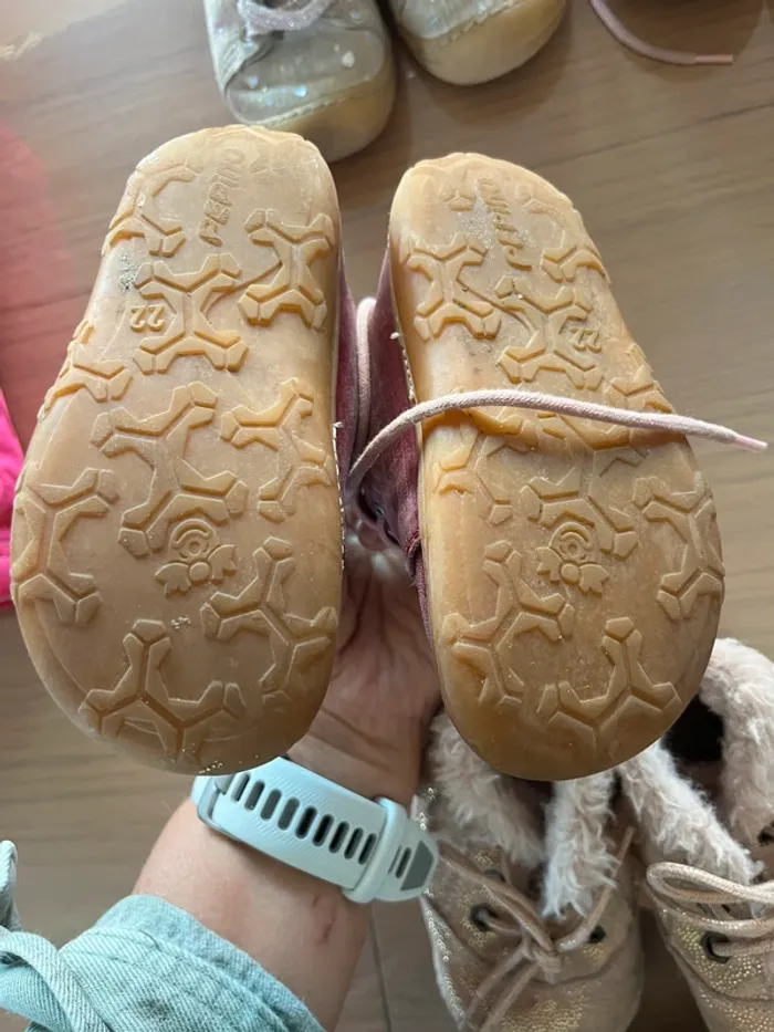 Lot chaussures souple 19 au 23 premier pas fille - photo numéro 9