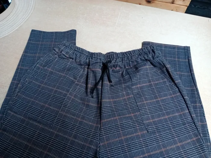 Pantalon droit - photo numéro 3