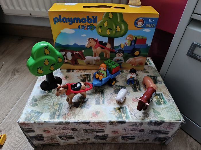 Gros lot playmobil 1 2 3 de la ferme + savane
1 boîte complète de la ferme + un lot complétant sur le thème de la ferme avec également des animaux de la savane - photo numéro 4