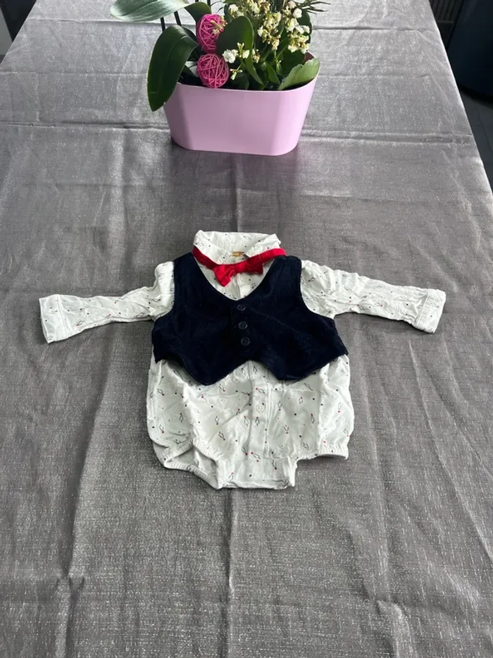 Ensemble de fête taille 3 mois - photo numéro 3
