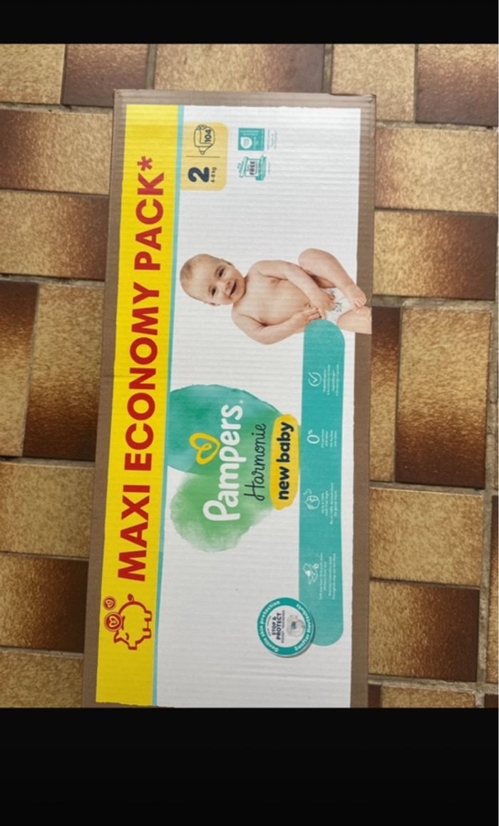 Couches bébé Pampers harmonie taille 2